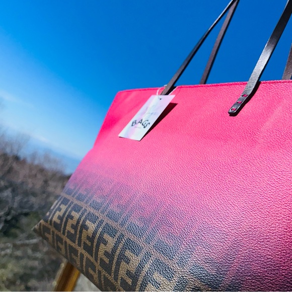 Fendi: Ombré Zucca FF Monogram Tote Bag (Pink) - Picture 6 of 17